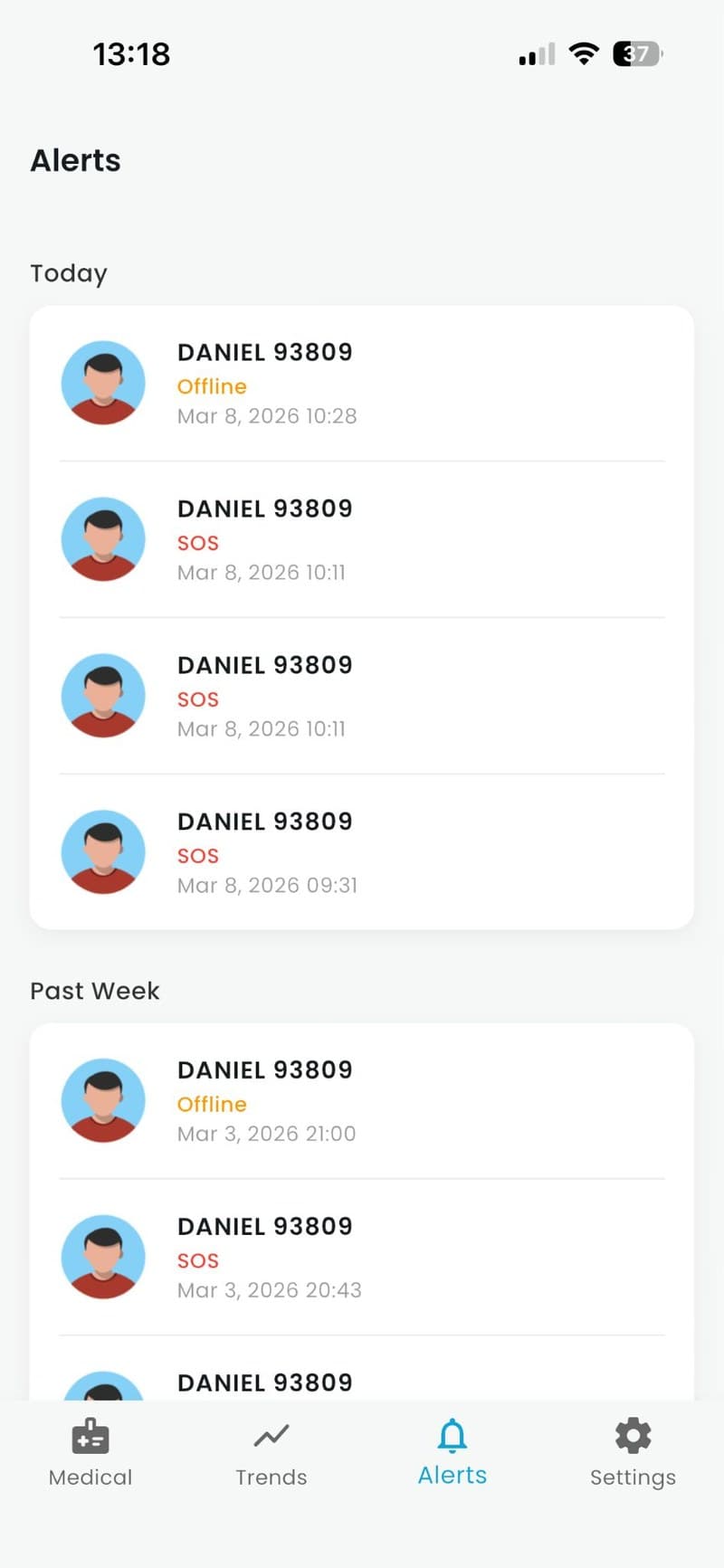 Family app alerts screen
